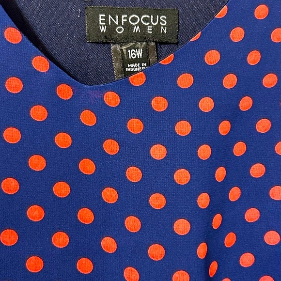 CLEARANCE:   Enfocus Woman Polka Dot Blouse Dresss.     Excellent Condition - Picture 2 of 6
